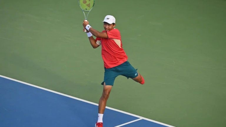 Зангар Нурланулы обыграл 13-ю ракетку мира ITF Juniors на юниорском US Open