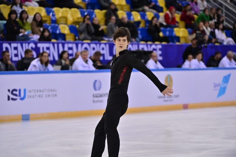 Denis Ten Memorial Challenge 2025 завершился трогательным номером в память о Денисе Тен