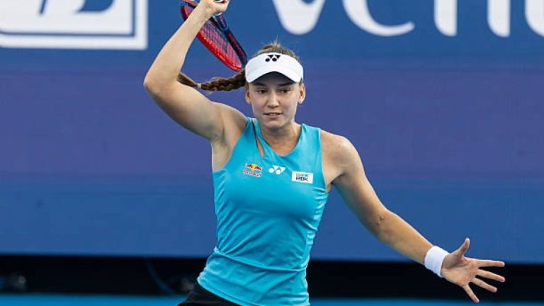 Рыбакина WTA финалында жеңіске жеткені үшін теннис тарихындағы рекордтық ақшалай сыйақыға ие болды